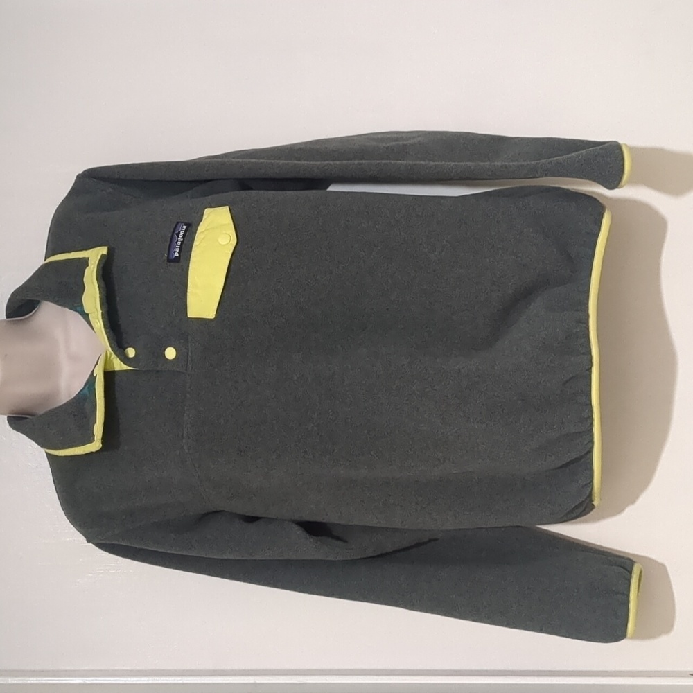 Patagonia Women's Synchilla Snap T Fleece Pullover Grey M